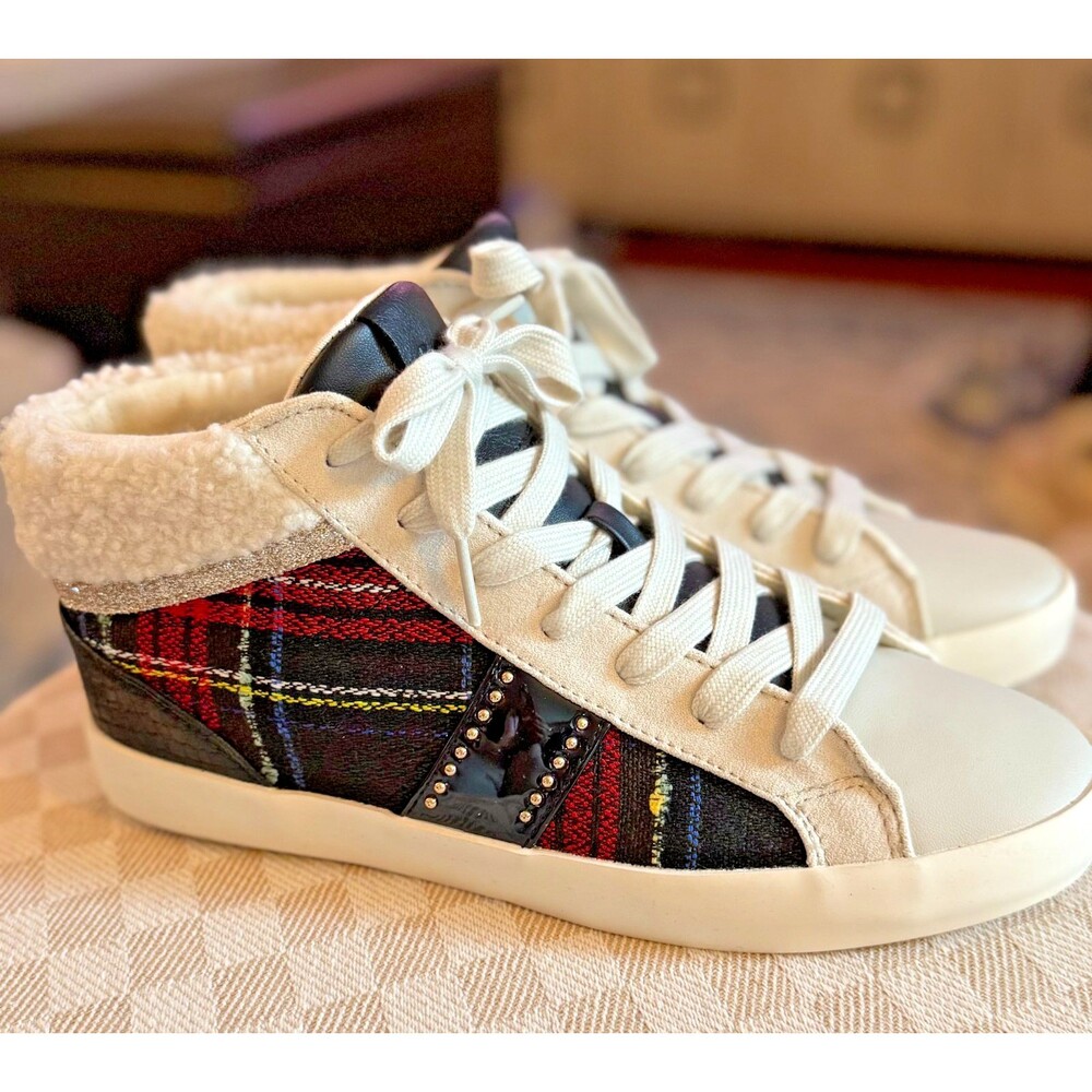 NEW Nine West Plaid Sherpa Trim Lace-Up Sneakers Women’s 8.5 Red Black Tartan - Picture 3 of 13